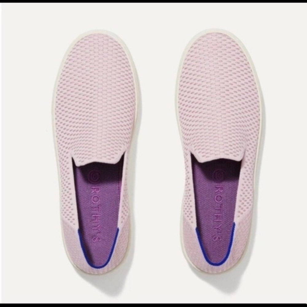 Whisper Grey Rothy’s Sneaker Size 7